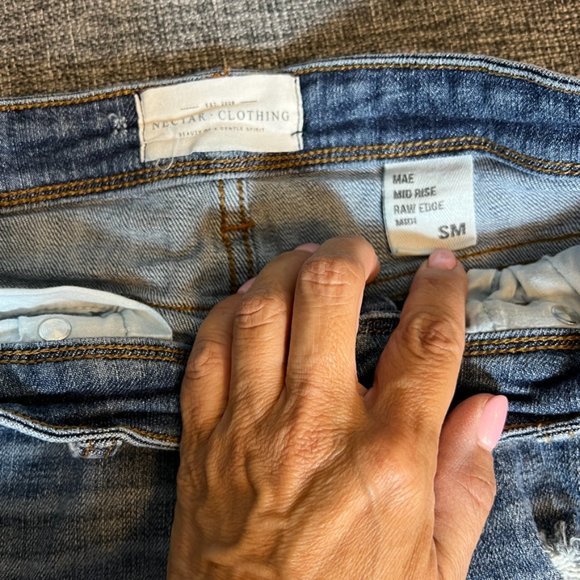 NECTAR CLOTHING blue denim distressed ripped shorts Size small EUC - Picture 2 of 4